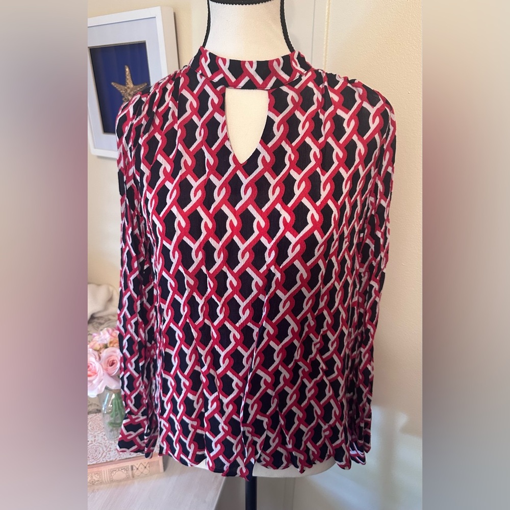Chic Women's Geometric Patterned Top Back Closure